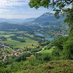 La Source Jacquet Depuis 1954 Et ホテル