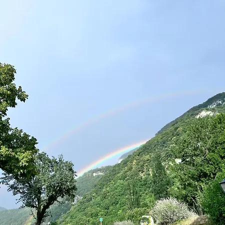 La Source Jacquet Depuis 1954 Et 3*