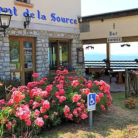 فندق La Source Jacquet Depuis 1954 Et Saint-Jean-de-Chevelu