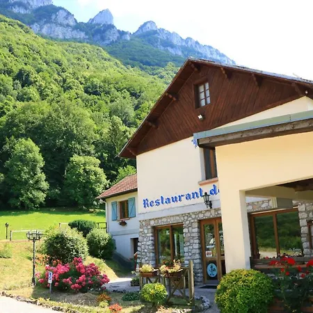 La Source Hotel